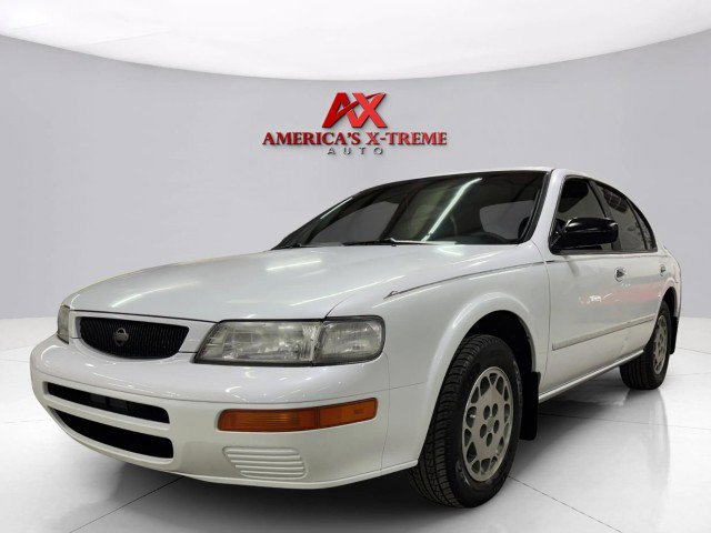 Used 1996 Nissan Maxima GXE FWD image 3