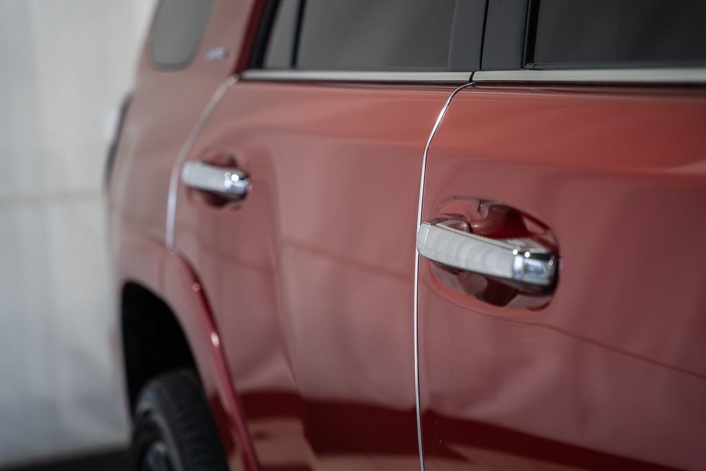 Used 2023 Toyota 4Runner Limited image 14