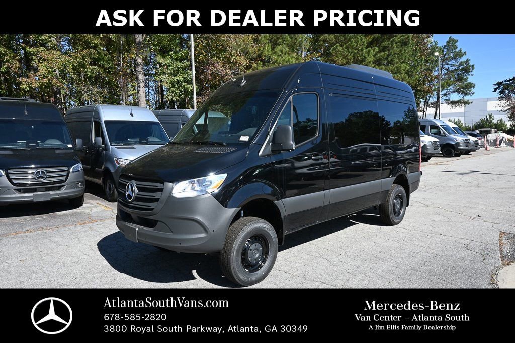 Used 2025 Mercedes-Benz Sprinter 2500 video 1