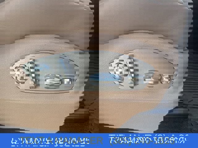 Used 2025 Porsche Macan image 18