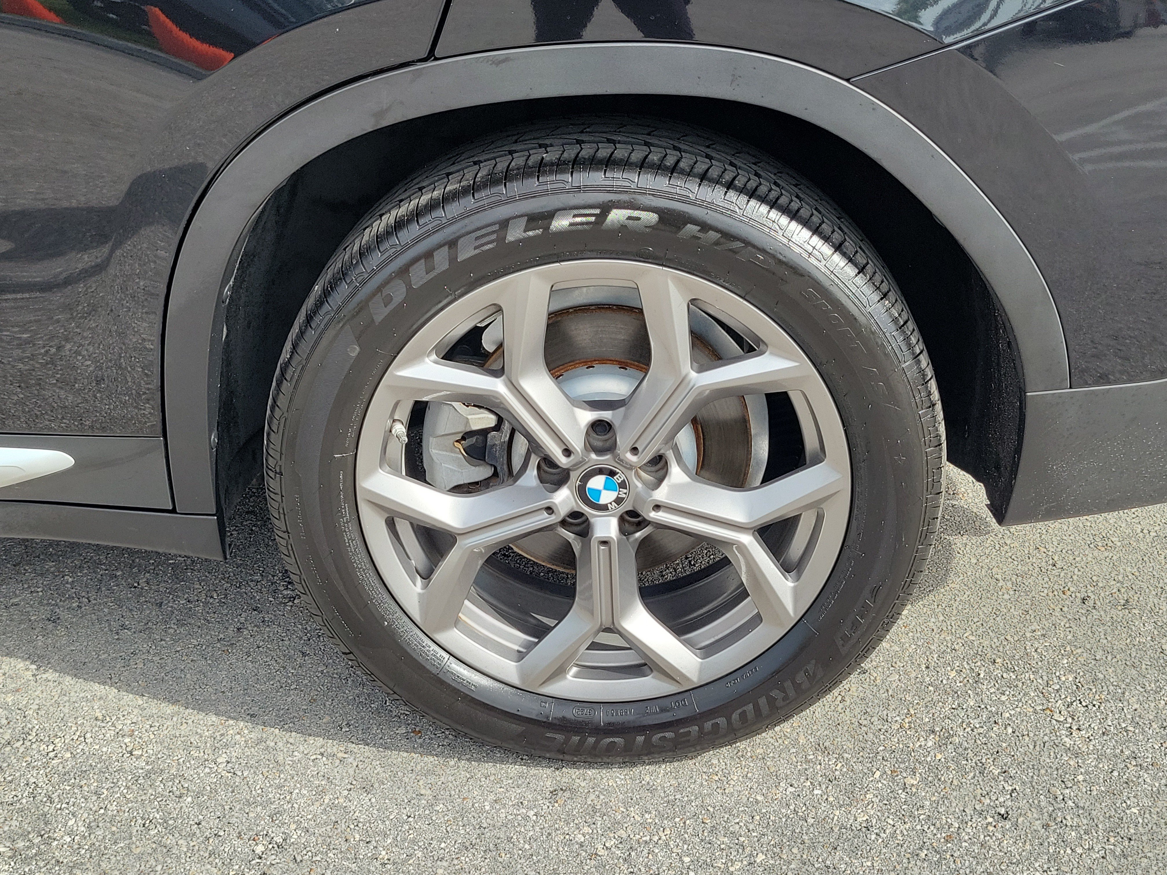 Used 2020 BMW X4 xDrive30i w/ Driving Assistance Package AWD/4WD image 29