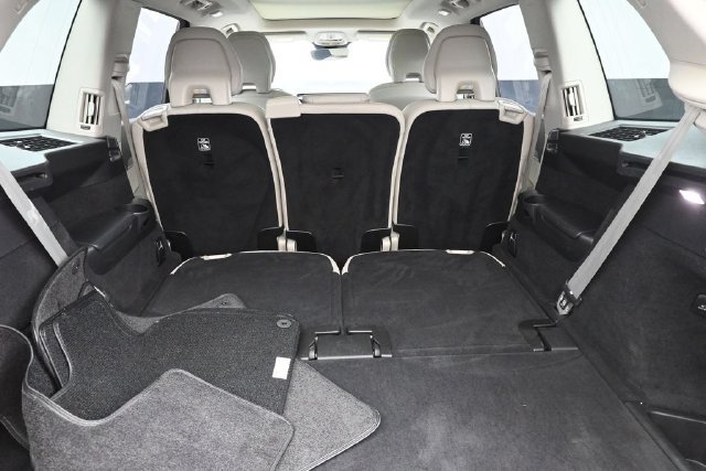 Used 2023 Volvo XC90 B5 Core w/ Climate Package AWD/4WD image 29