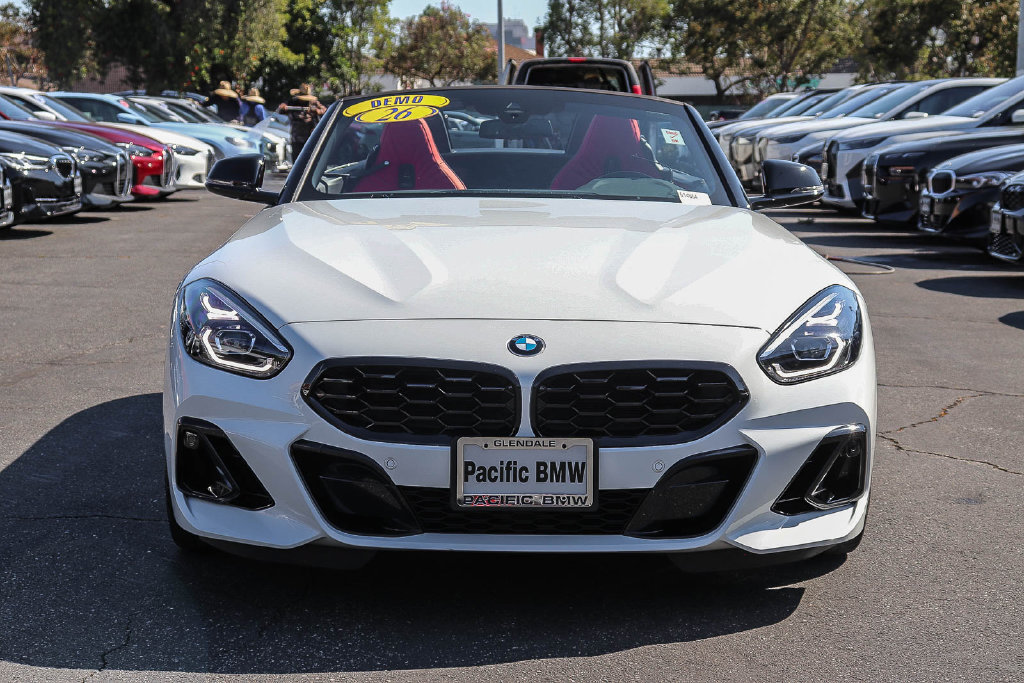 Used 2026 BMW Z4 sDrive30i w/ Dynamic Handling Package RWD image 13