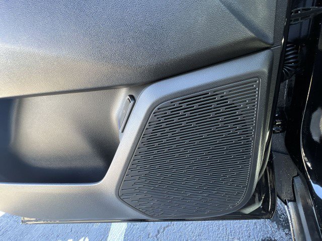 Used 2025 Chevrolet Equinox RS w/ Convenience Package III image 23