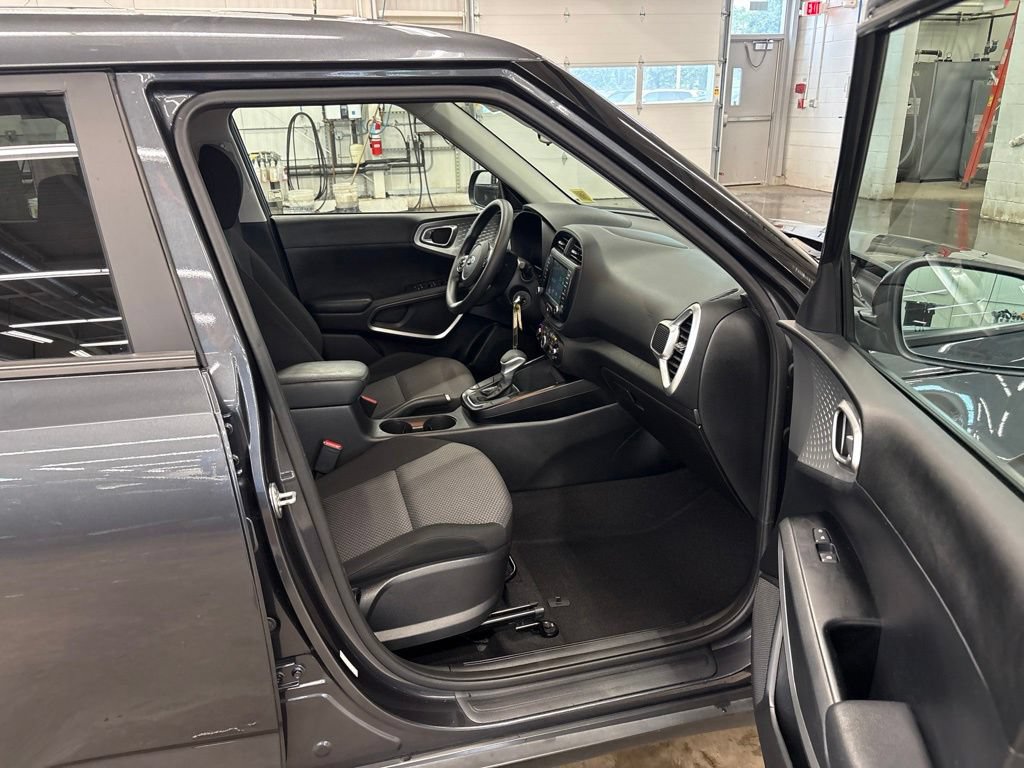 Certified 2021 Kia Soul LX FWD image 19