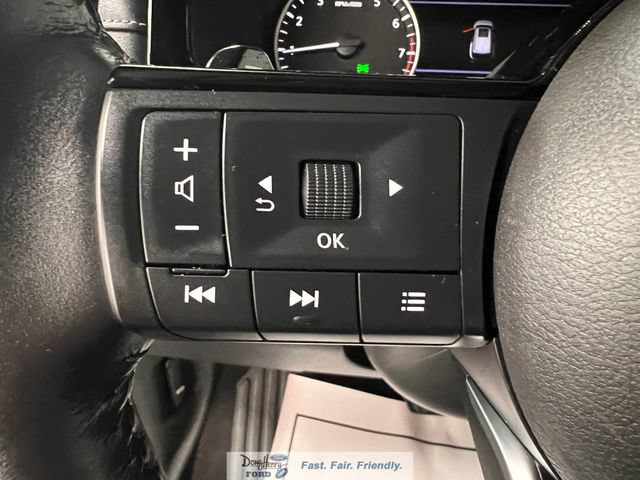 Used 2023 Nissan Pathfinder SL AWD/4WD image 47