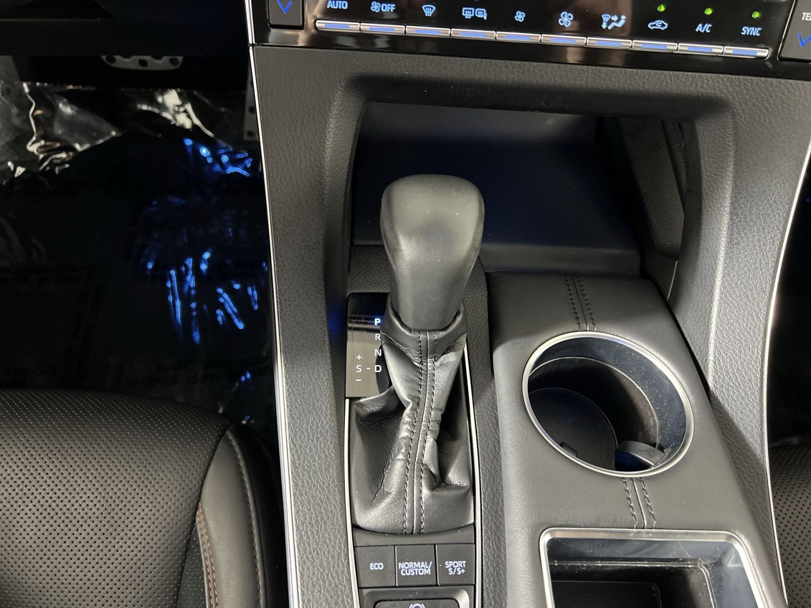 Used 2019 Toyota Avalon Touring w/ Advanced Safety Package image 22