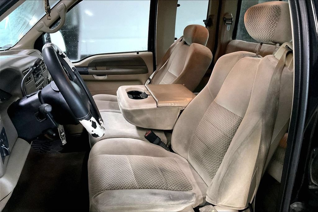 Used 2001 Ford F250 Lariat RWD image 12