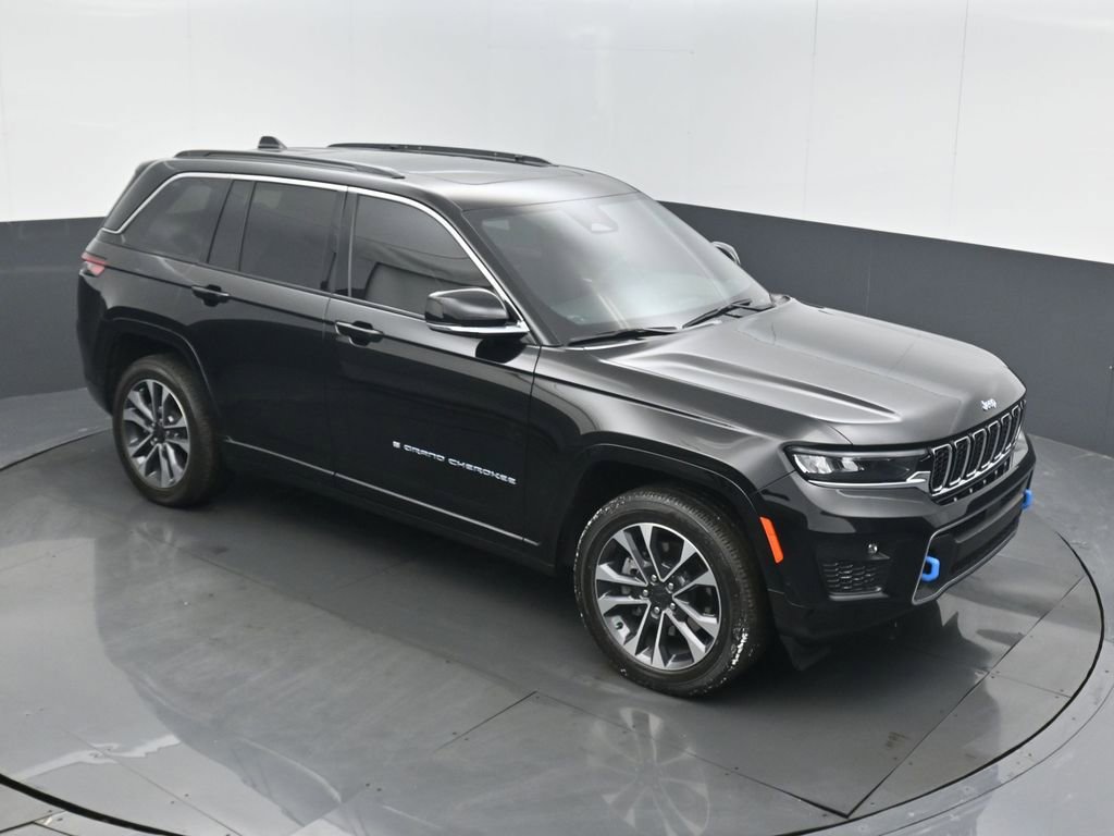 Used 2024 Jeep Grand Cherokee Overland w/ Luxury Tech Group IV image 27