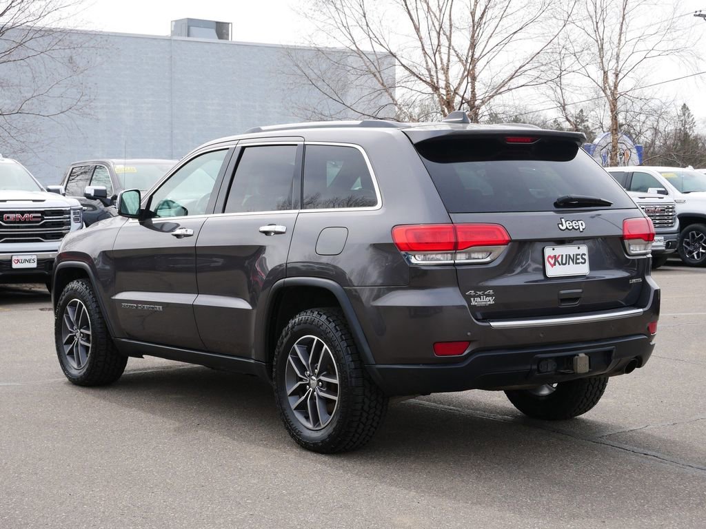 Used 2017 Jeep Grand Cherokee Limited w/ Trailer Tow Group IV AWD/4WD image 6