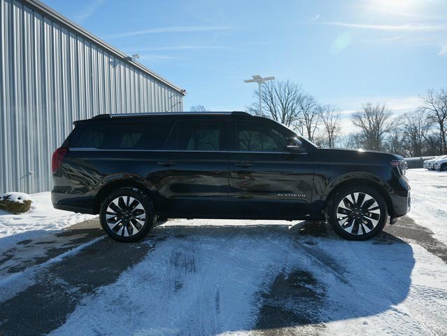 Used 2025 Ford Expedition Max Platinum w/ Driver's Package image 7
