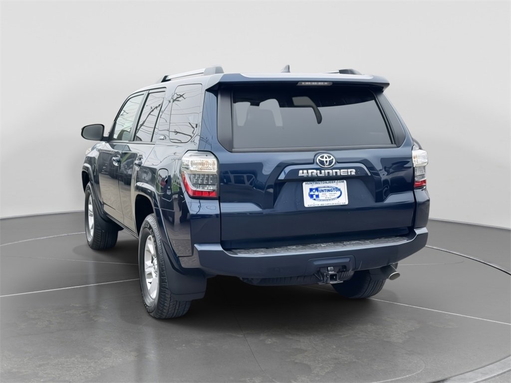 Used 2023 Toyota 4Runner SR5 Premium w/ Moonroof Package image 4