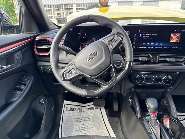 Used 2024 Chevrolet TrailBlazer RS w/ Convenience Package FWD image 15