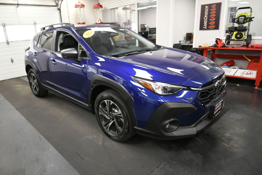 Used 2024 Subaru Crosstrek 2.0i Premium AWD/4WD image 37