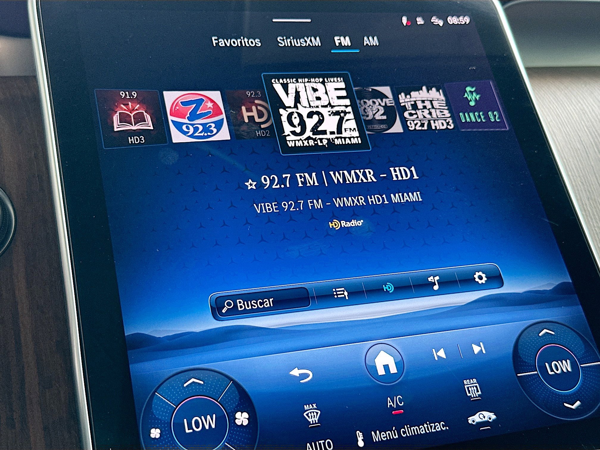 Used 2025 Mercedes-Benz GLC 300 GLC 300 image 14