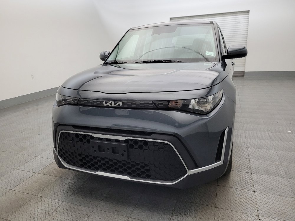 Used 2025 Kia Soul LX FWD image 15