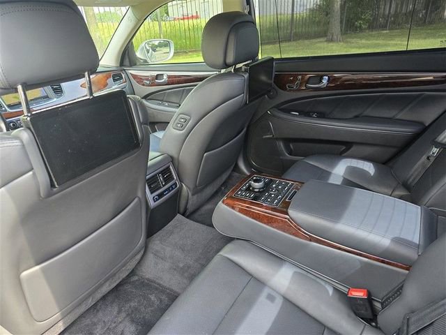 Used 2016 Hyundai Equus Ultimate RWD image 24