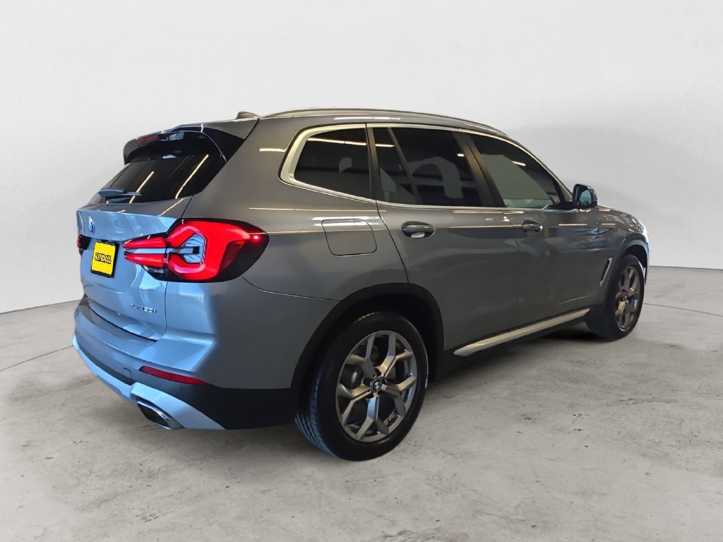Used 2023 BMW X3 xDrive30i w/ Convenience Package AWD/4WD image 8