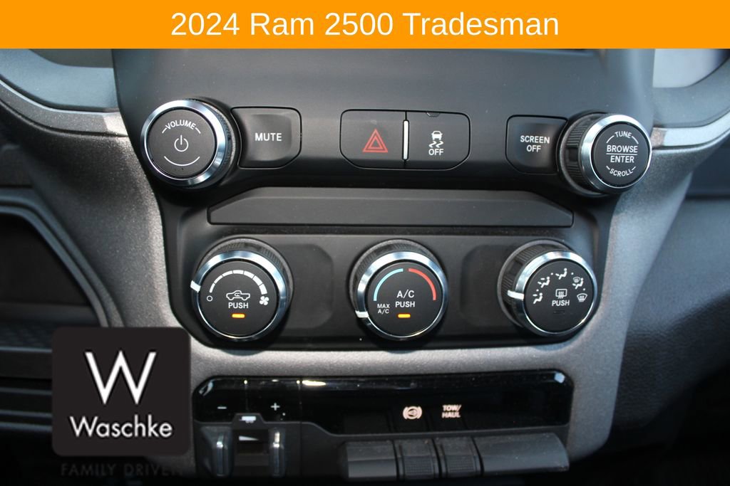 Used 2024 RAM 2500 Tradesman w/ Chrome Appearance Group AWD/4WD image 26