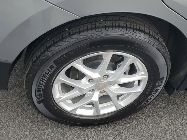 Certified 2024 Chevrolet Equinox LT w/ LPO, Floor Liner Package FWD image 5
