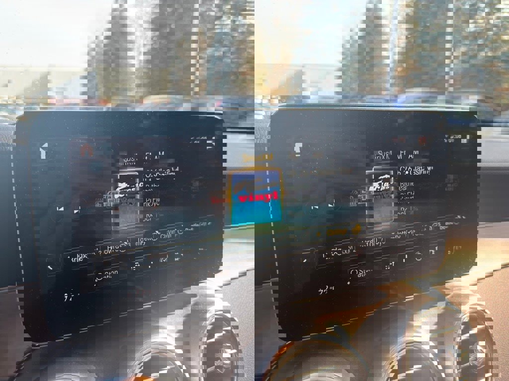 Used 2020 Mercedes-Benz GLC 300 4MATIC image 22