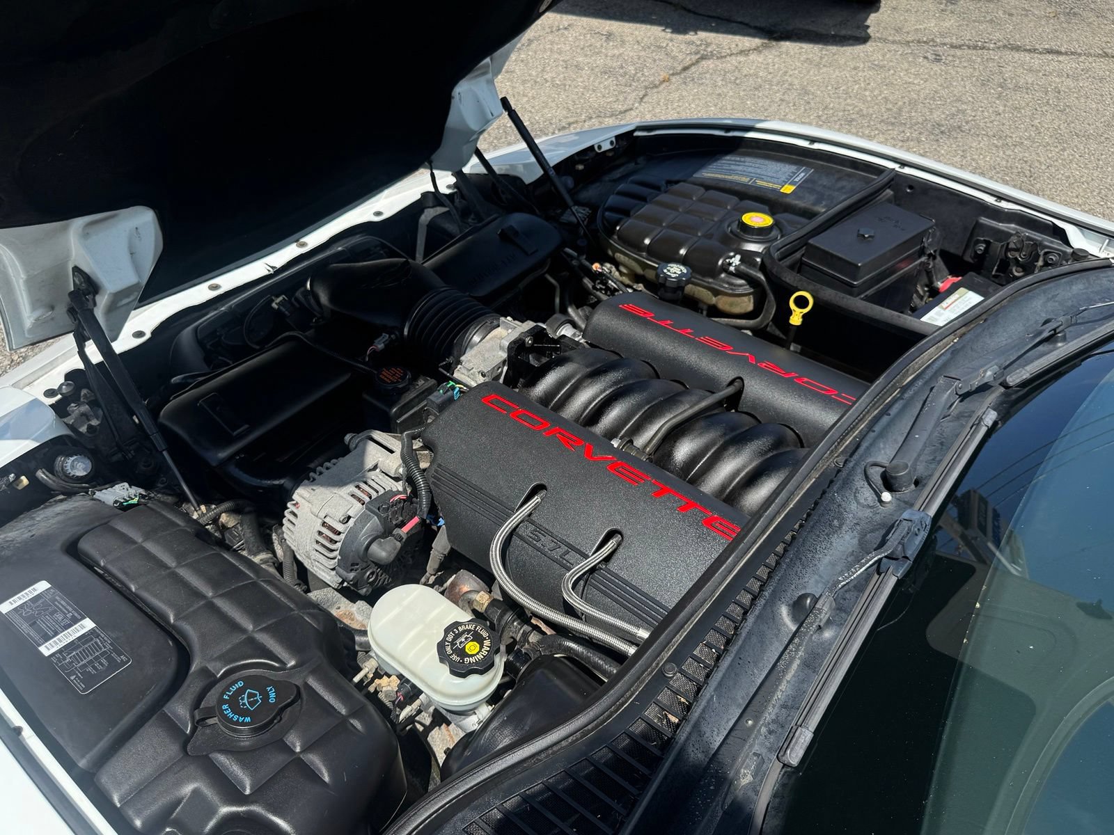 Used 1997 Chevrolet Corvette Coupe w/ Memory Pkg RWD image 30