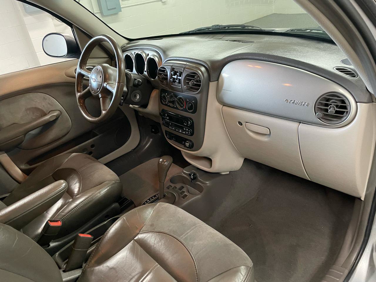 Used 2001 Chrysler PT Cruiser FWD image 10