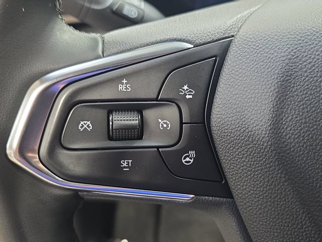 Used 2024 Chevrolet Trax ACTIV w/ Sunroof Package FWD image 18