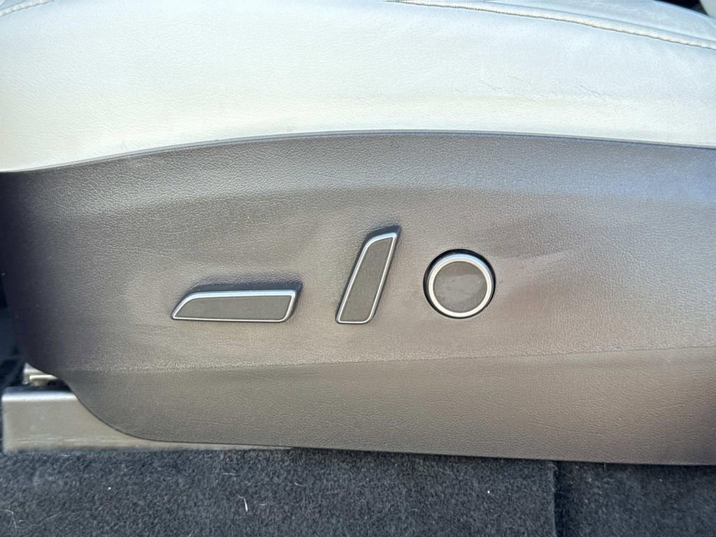 Used 2021 Tesla Model Y Long Range image 20