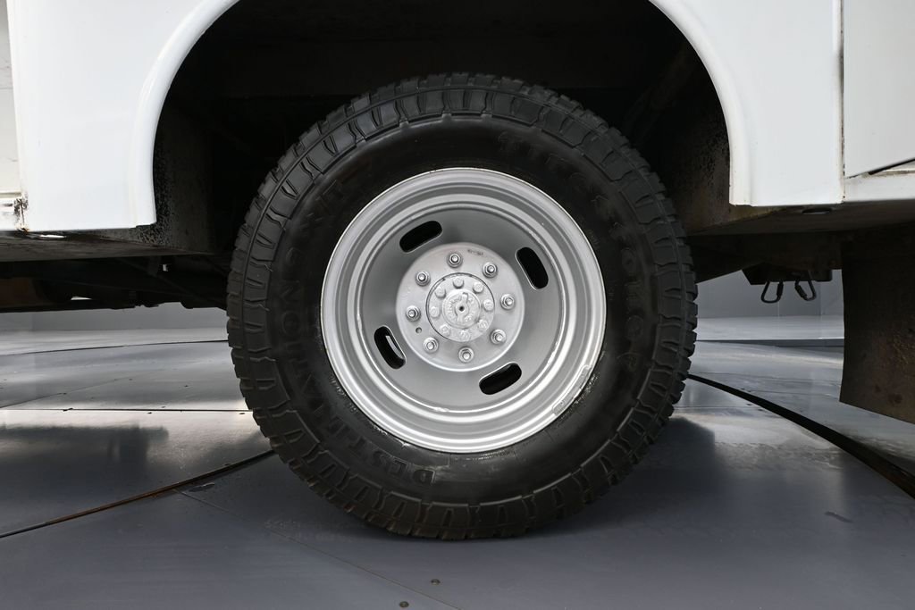 Used 2021 Ford F350 XL w/ Power Equipment Group AWD/4WD image 14