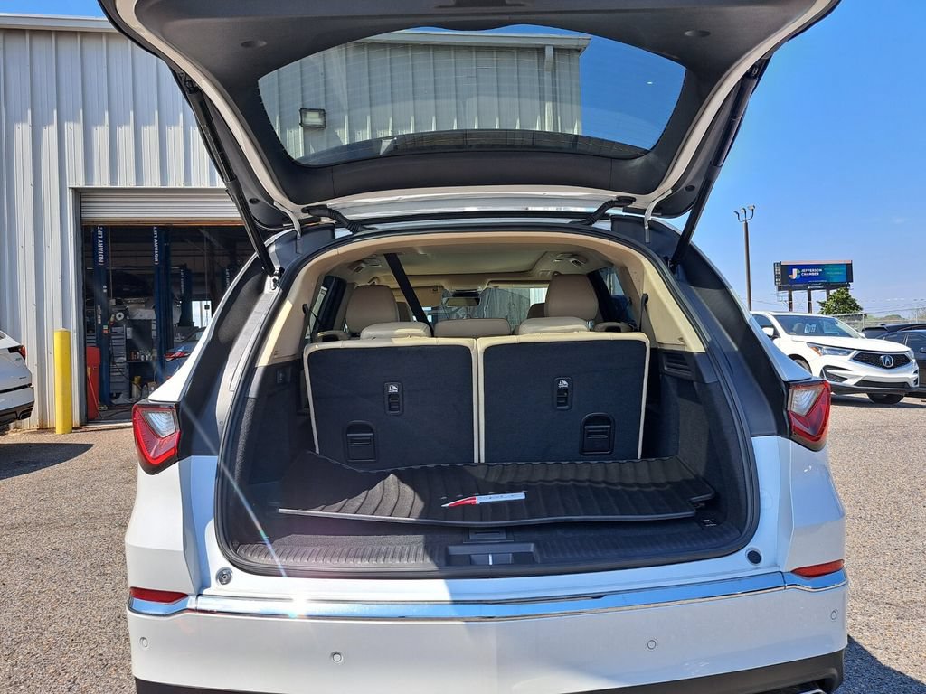 New 2026 Acura MDX w/ Technology Package FWD image 23