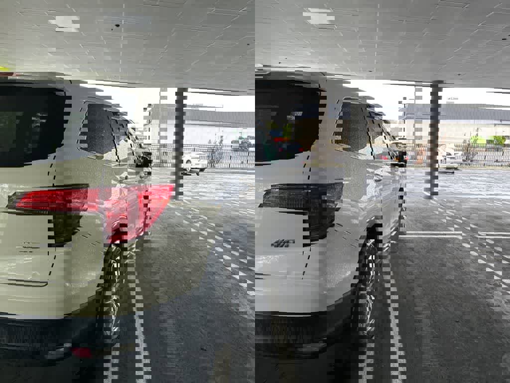 Used 2017 Honda Pilot EX image 17