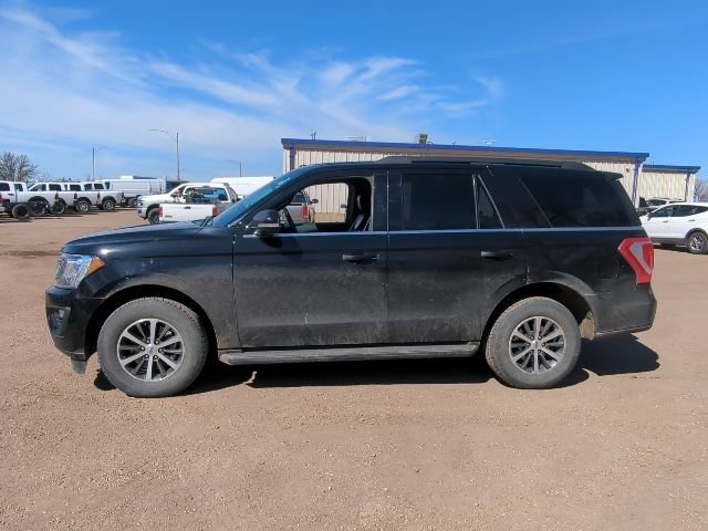 Used 2019 Ford Expedition XLT w/ Equipment Group 201A AWD/4WD image 11