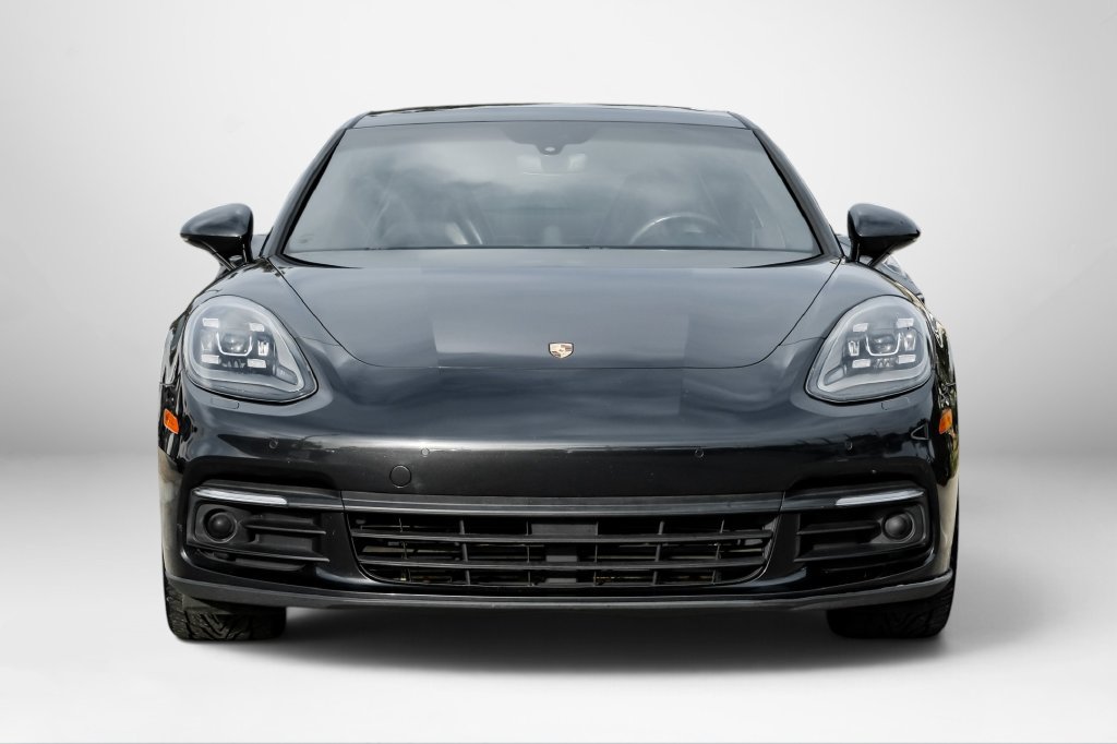 Used 2018 Porsche Panamera 4 AWD/4WD image 3