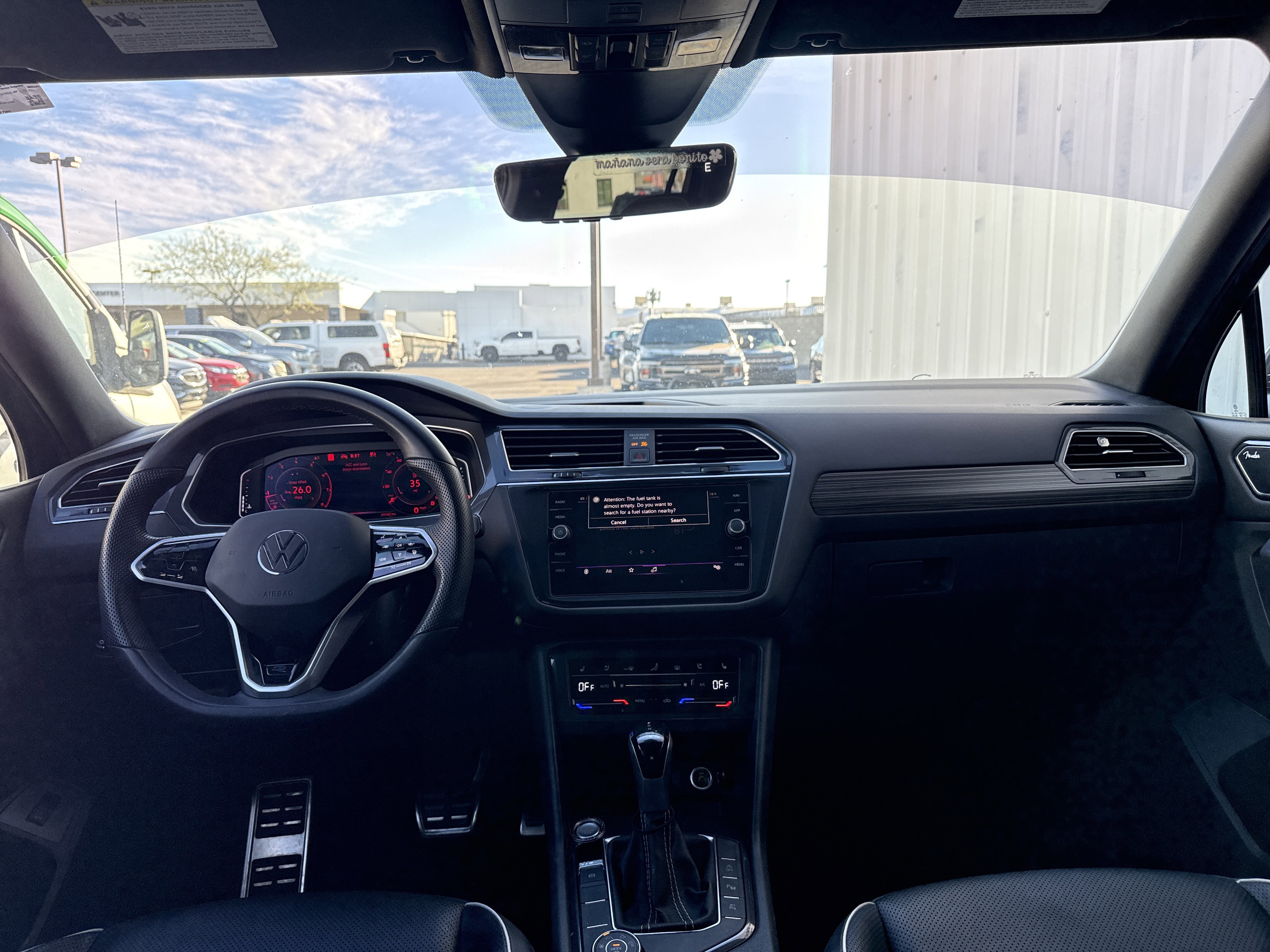 Used 2022 Volkswagen Tiguan SEL R-Line image 17