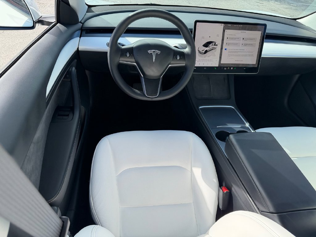 Used 2023 Tesla Model 3 Standard Range RWD image 12