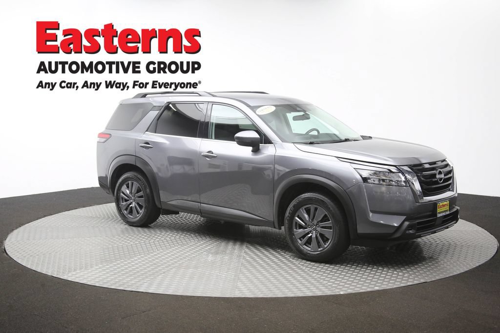 Used 2022 Nissan Pathfinder SV AWD/4WD image 51