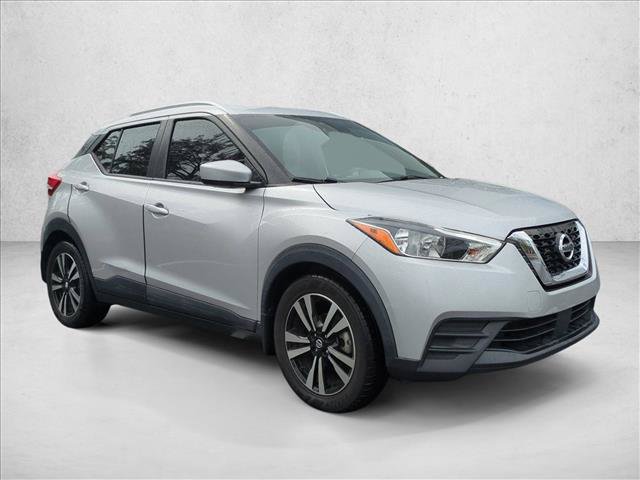 Used 2020 Nissan Kicks SV FWD image 3