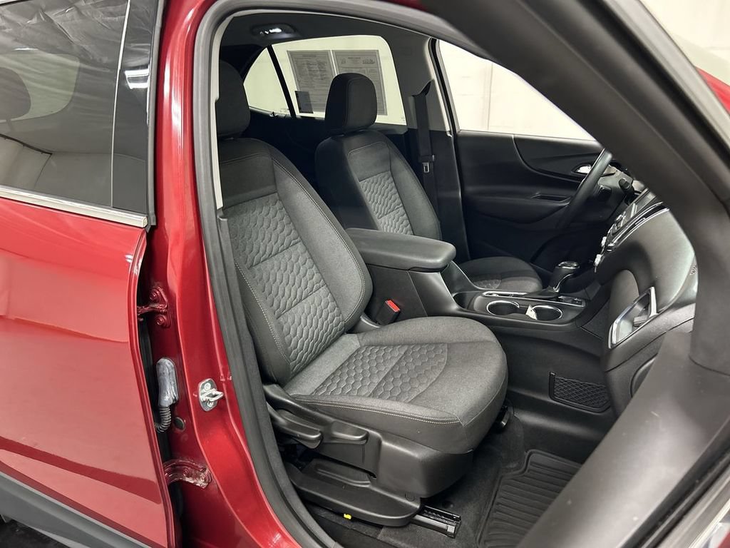 Used 2018 Chevrolet Equinox LT AWD/4WD image 22