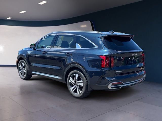 Certified 2023 Kia Sorento EX AWD/4WD image 3