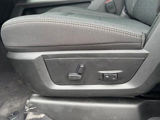 New 2026 RAM 2500 Big Horn AWD/4WD image 16