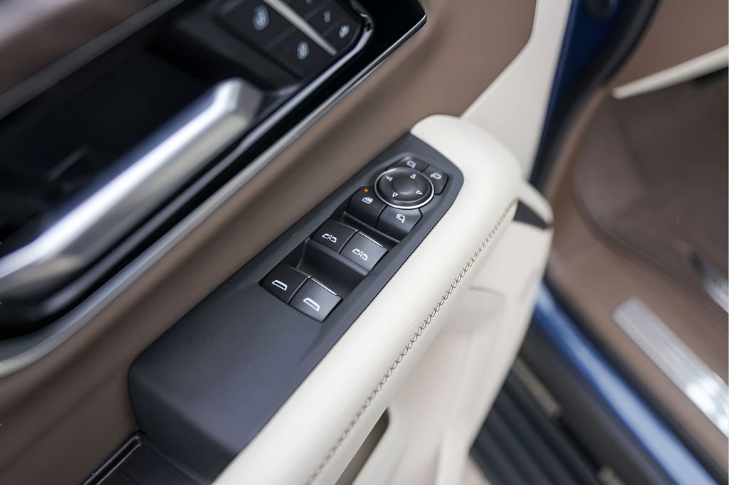 Used 2026 GMC Yukon Denali w/ Denali Reserve Package image 26