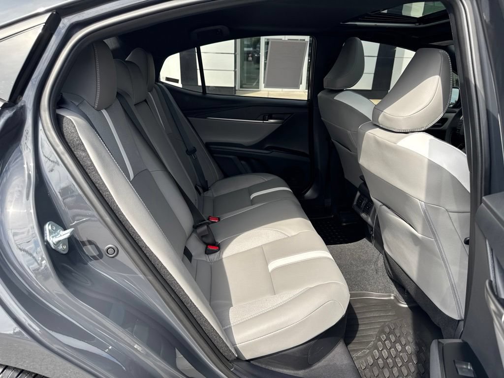Used 2025 Toyota Camry SE w/ Multimedia Upgrade Package FWD image 22