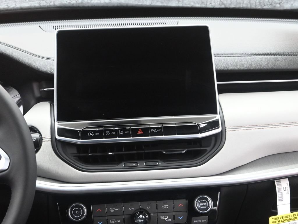 New 2026 Jeep Compass Limited image 26