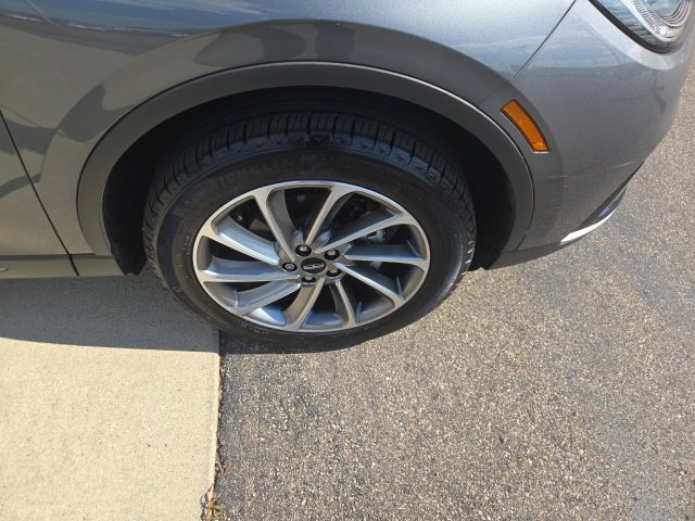 Certified 2024 Lincoln Corsair AWD w/ Equipment Group 101A image 20