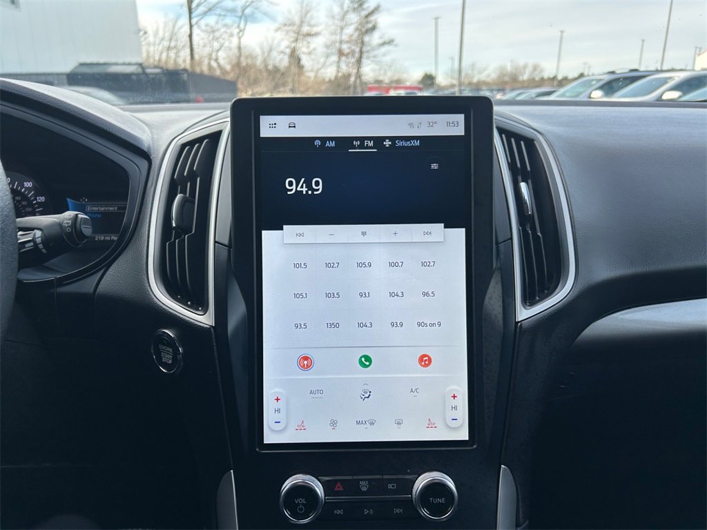 Used 2023 Ford Edge SEL image 21