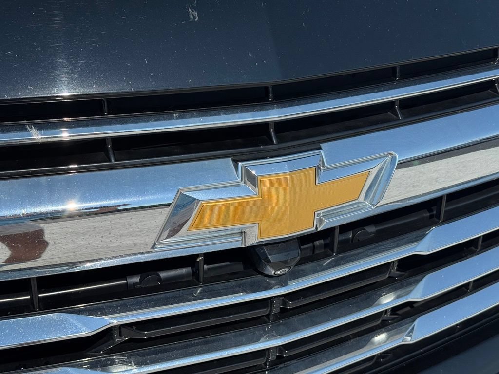 Used 2025 Chevrolet Tahoe LT RWD image 9