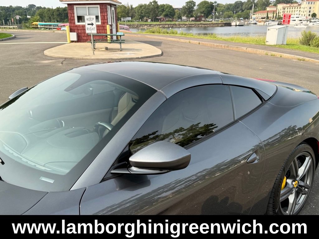 Used 2019 Ferrari Portofino RWD image 14