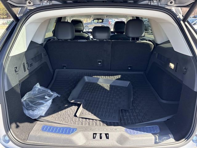 New 2026 Lincoln Nautilus Premier w/ Equipment Group 102A image 12