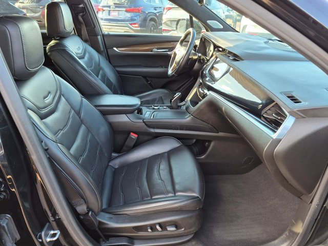 Used 2021 Cadillac XT6 Premium Luxury w/ Platinum Package AWD/4WD image 20